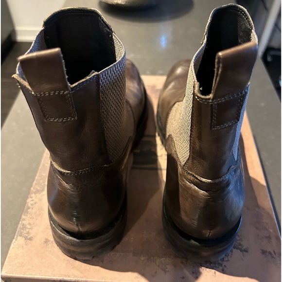 Men’s size 10 brown leather boots - Picture 4 of 5